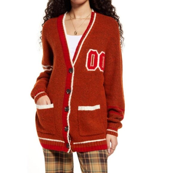 NEW Nordstrom 2022 Varsity‎ Cardigan Rust Brown Oversized Chunky Knit Size Large - Picture 1 of 14